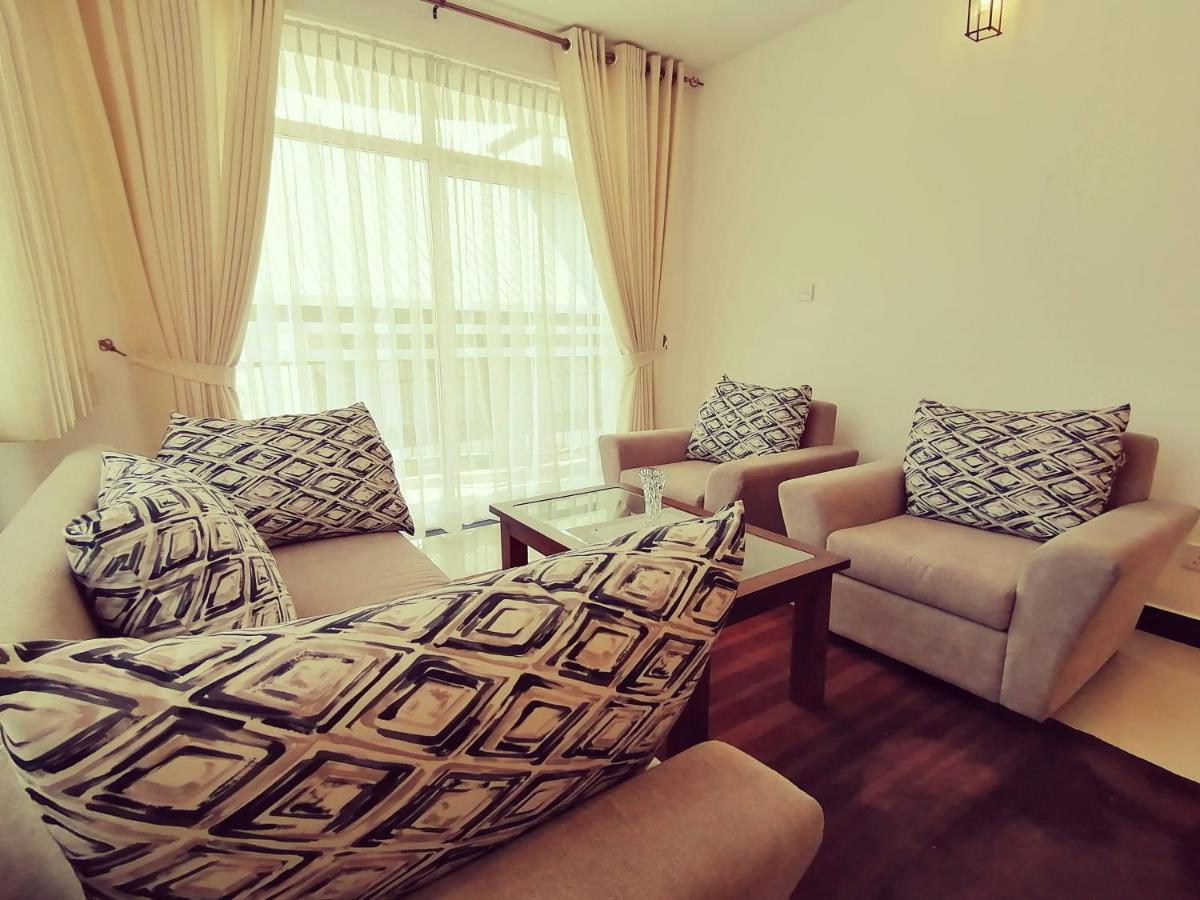 Moon Plains Luxury Apartments 努沃勒埃利耶 外观 照片