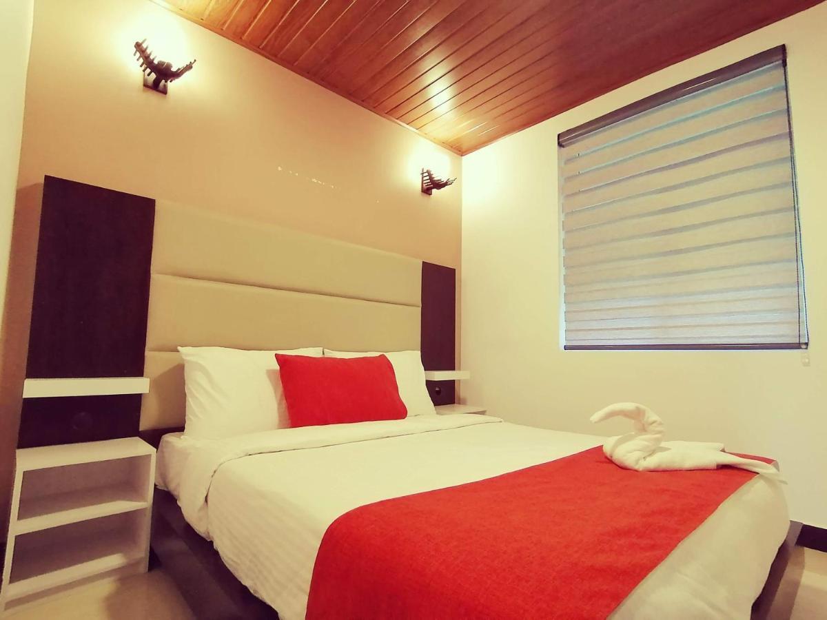 Moon Plains Luxury Apartments 努沃勒埃利耶 外观 照片