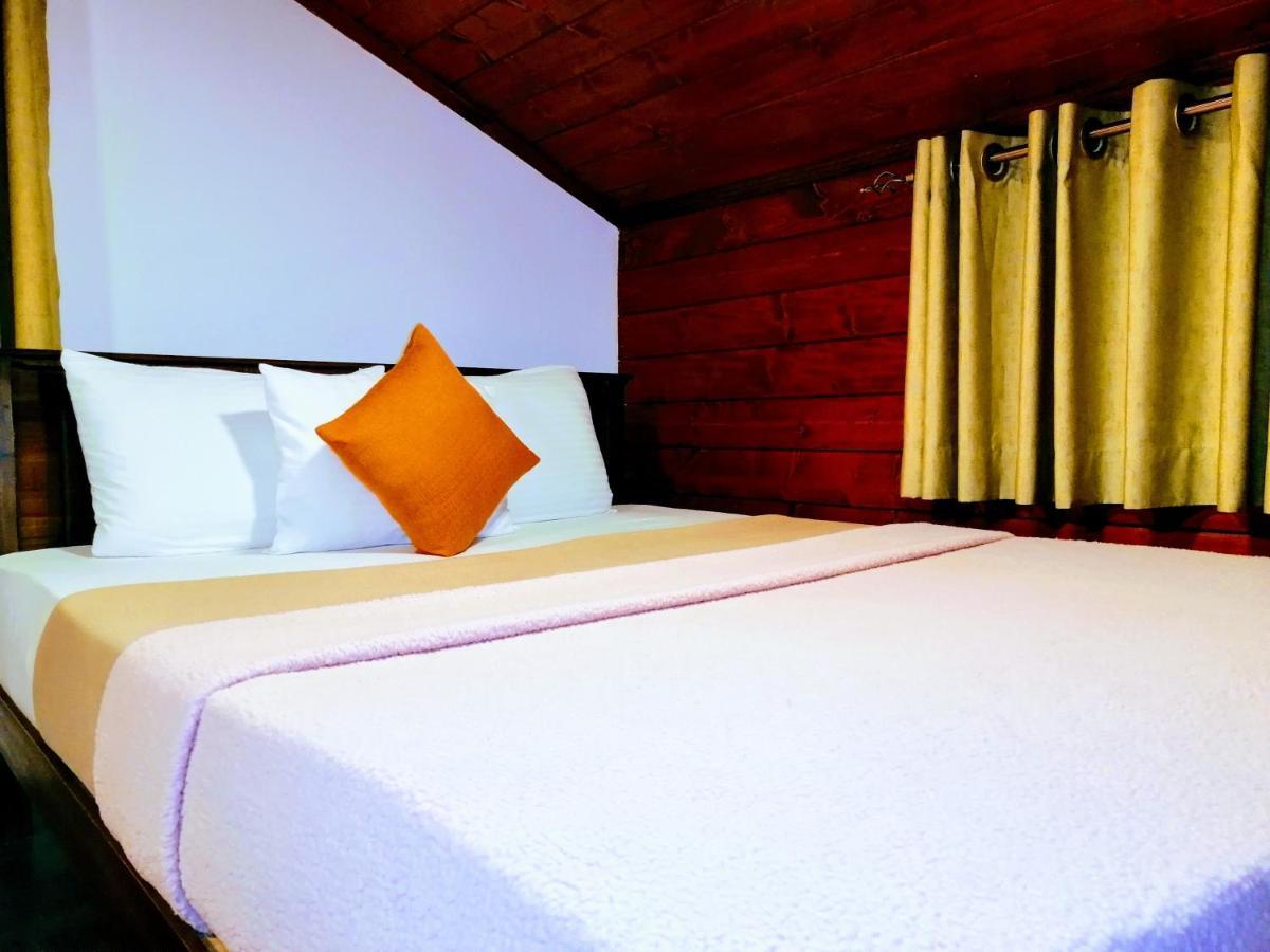 Moon Plains Luxury Apartments 努沃勒埃利耶 外观 照片