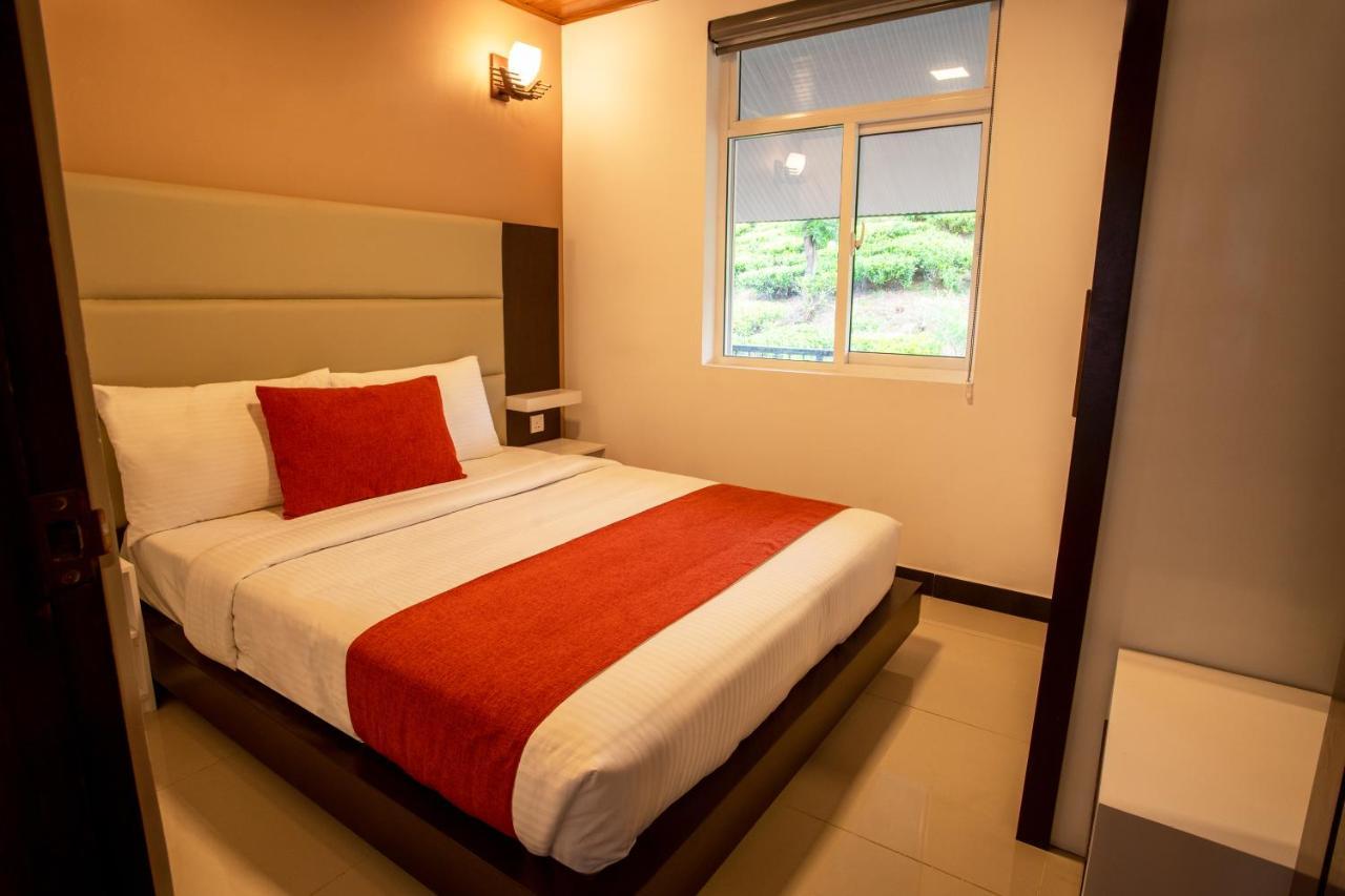 Moon Plains Luxury Apartments 努沃勒埃利耶 外观 照片
